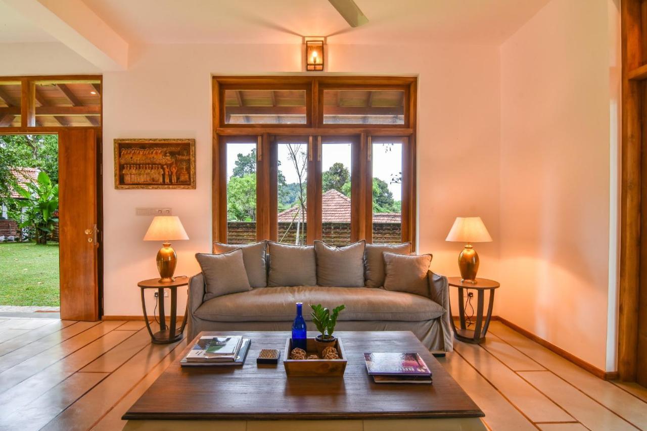 Niketh Villa Kandy Esterno foto